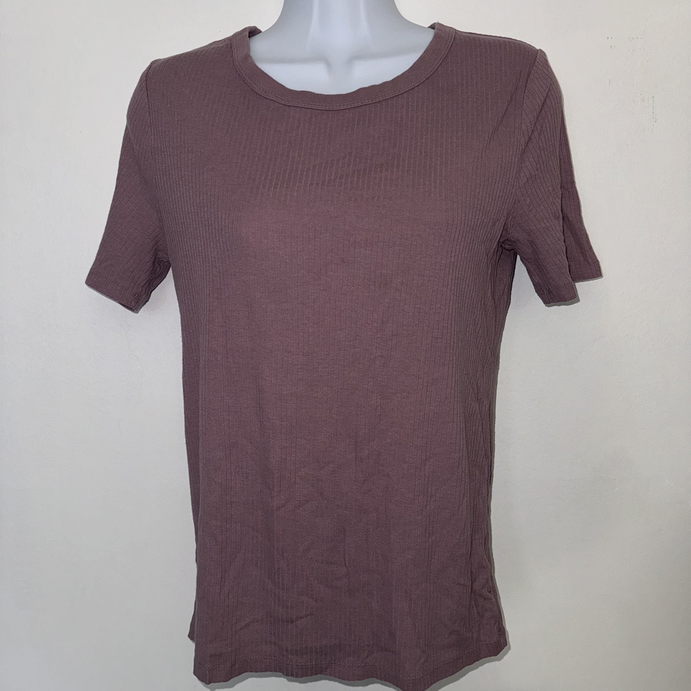 Mauve a new day Ribbed Top Size M